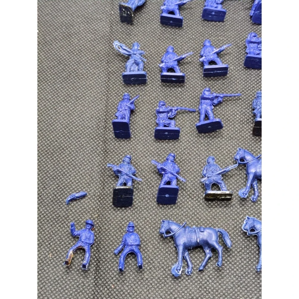 (36) Civil War Miniatures 1/72 Scale